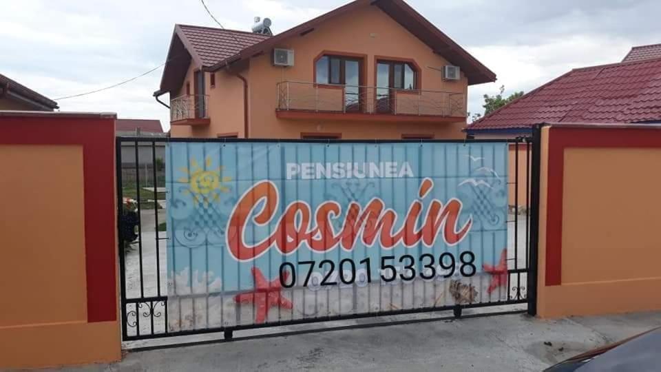 Pensiunea Cosmin Corbu  Buitenkant foto